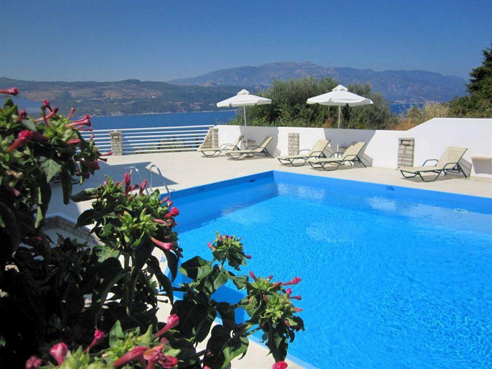 Scorpios Hotel & Suites Samos Town Exterior photo